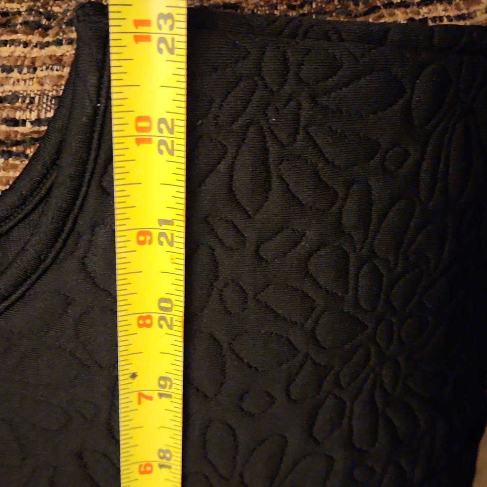 Elegant Black Women's Quilted Vest XL - Picture 9 of 9